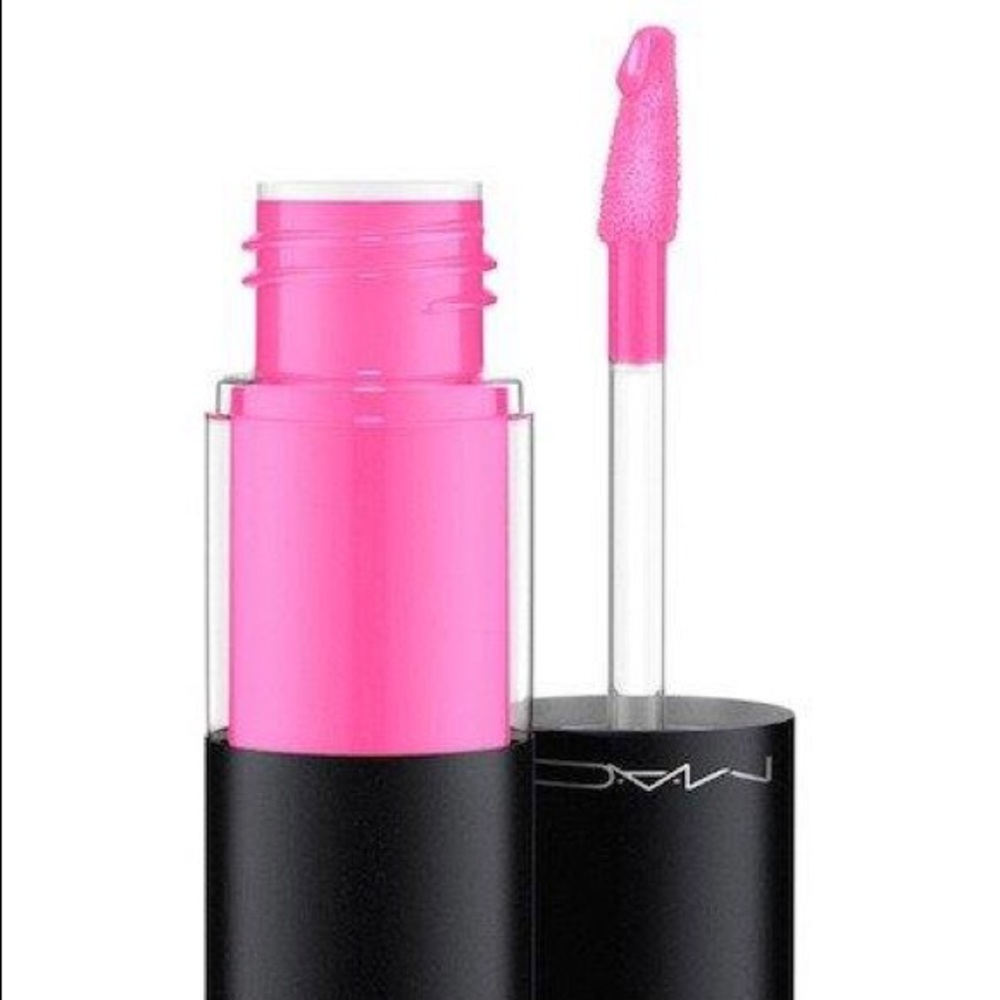 NIB MAC Versicolour Stain